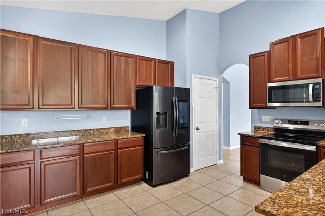 8278 Sumner AVE, Fort Myers, FL 33908