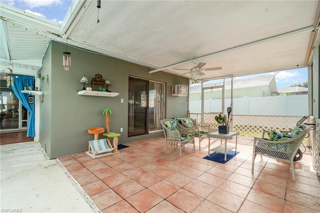 Image 21 of property listing at 212 SE 45TH ST, Cape Coral, FL 33904