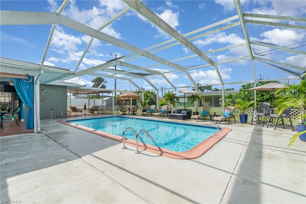 Image 23 of property listing at 212 SE 45TH ST, Cape Coral, FL 33904