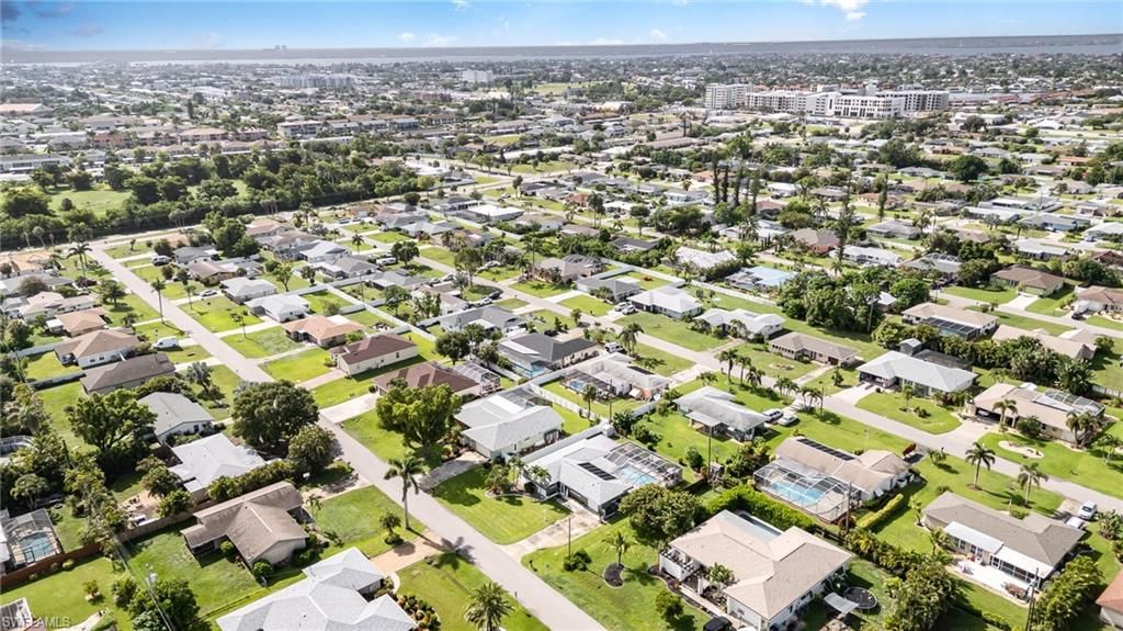 Image 32 of property listing at 212 SE 45TH ST, Cape Coral, FL 33904