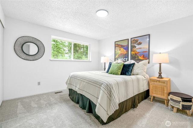 19214 6th Avenue E, Spanaway, WA 98357