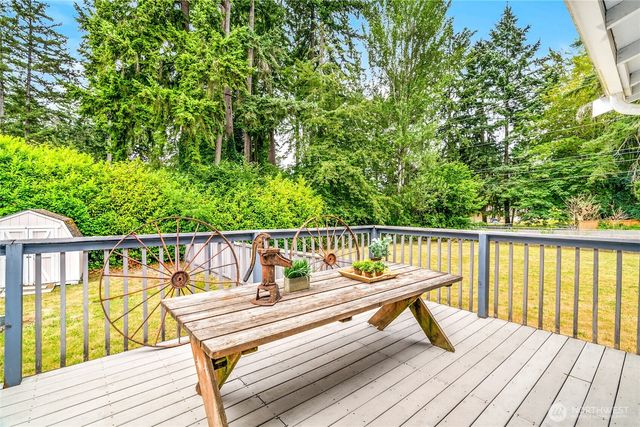 19214 6th Avenue E, Spanaway, WA 98357