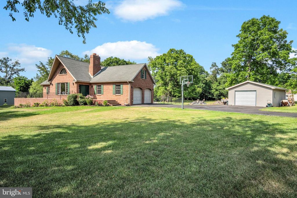 246 LEEDS ROAD, Newville, PA 17241