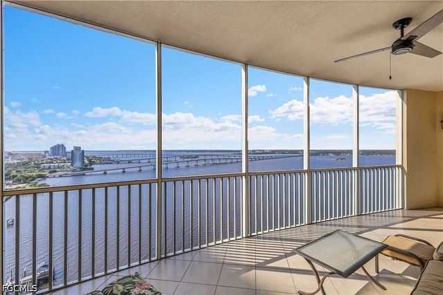 2745 1st ST 1901, Fort Myers, FL 33916