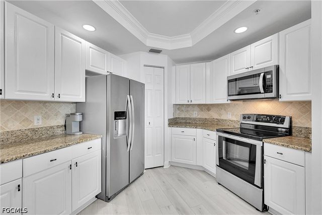 2745 1st ST 1901, Fort Myers, FL 33916