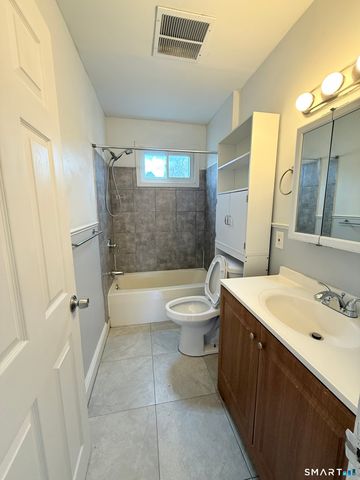 31 Beecher Avenue 2, Waterbury, CT 06705