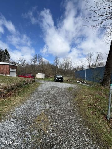 11821 Central Street, Coeburn, VA 24230