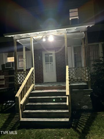 11821 Central Street, Coeburn, VA 24230