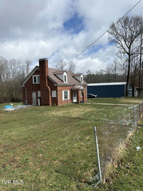 11821 Central Street, Coeburn, VA 24230