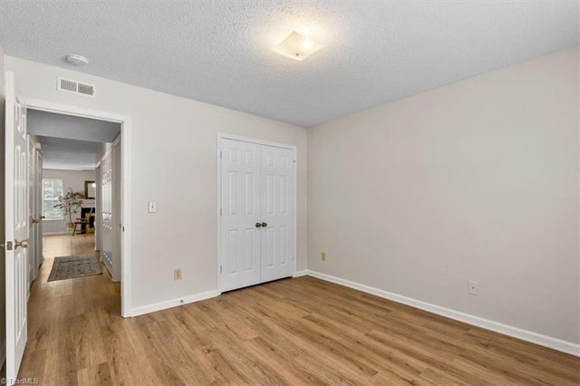 2219 New Garden Road A, Greensboro, NC 27410