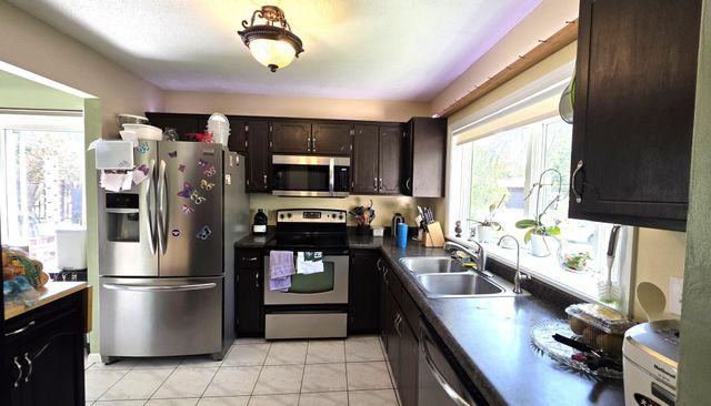6546 Upper 22nd Street N, Oakdale, MN 55128