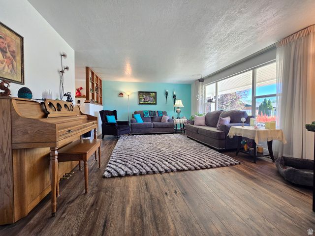 610 HOLIDAY DR, Brigham City, UT 84302