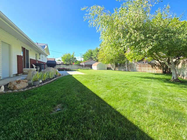 610 HOLIDAY DR, Brigham City, UT 84302
