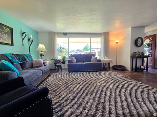 610 HOLIDAY DR, Brigham City, UT 84302