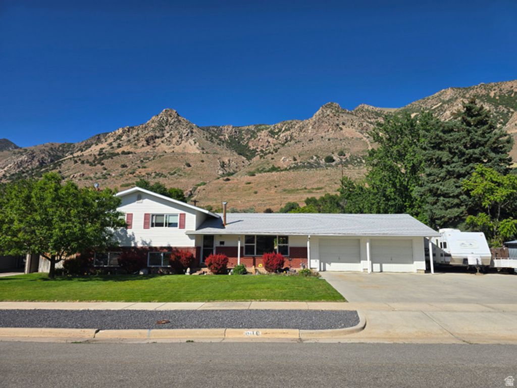 610 HOLIDAY DR, Brigham City, UT 84302
