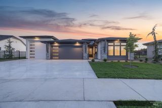 1929 W Timberstone Dr, Eagle, ID 83616