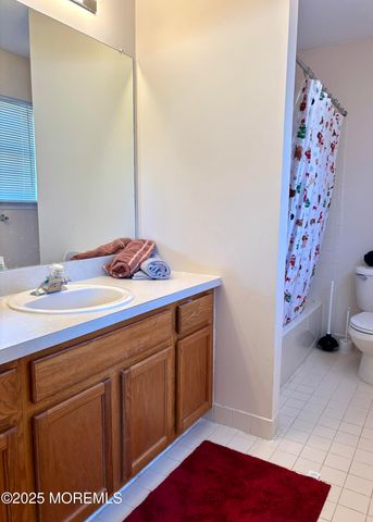 39 Rozalyn Lane 141, South Amboy, NJ 08879