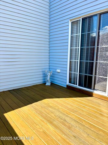 39 Rozalyn Lane 141, South Amboy, NJ 08879