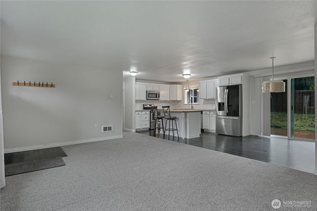 1450 Bill Avenue, Port Orchard, WA 98366