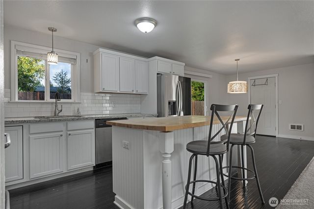 1450 Bill Avenue, Port Orchard, WA 98366