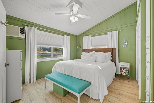 746 Trail Rock Drive, Johnson City, TX 78636