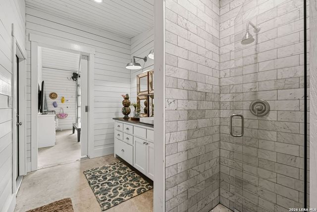 746 Trail Rock Drive, Johnson City, TX 78636