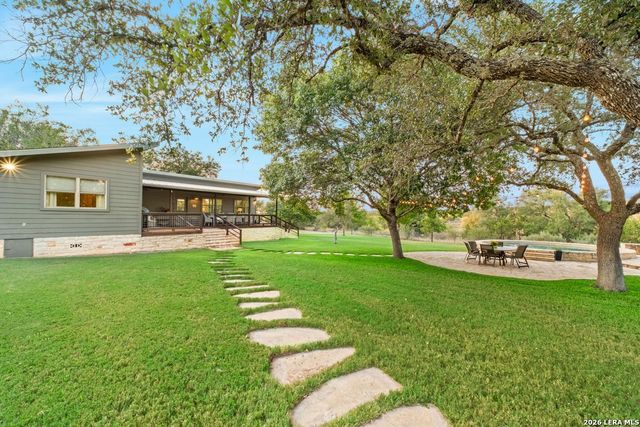 746 Trail Rock Drive, Johnson City, TX 78636