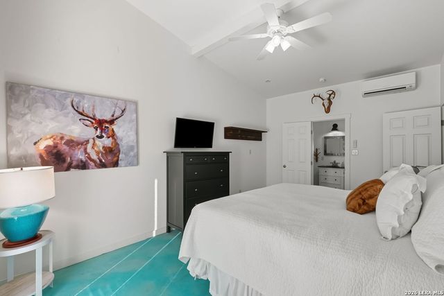 746 Trail Rock Drive, Johnson City, TX 78636