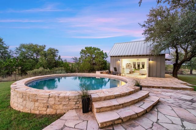 746 Trail Rock Drive, Johnson City, TX 78636