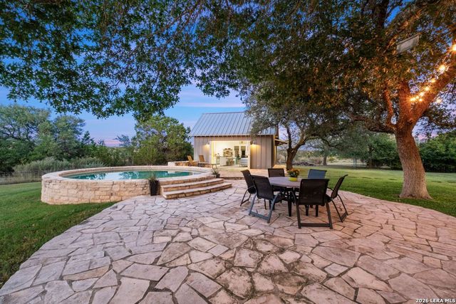 746 Trail Rock Drive, Johnson City, TX 78636