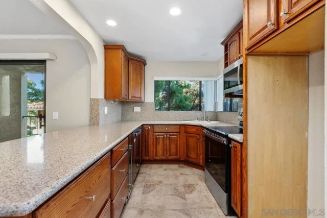 17627 Pomerado Rd 137, San Diego, CA 92128