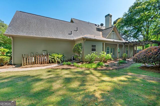 115 Millstone Dr., Fayetteville, GA 30215