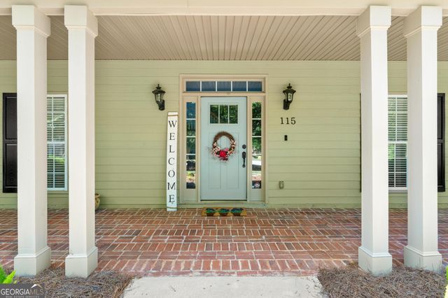 115 Millstone Dr., Fayetteville, GA 30215