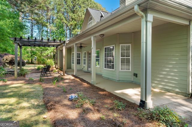 115 Millstone Dr., Fayetteville, GA 30215