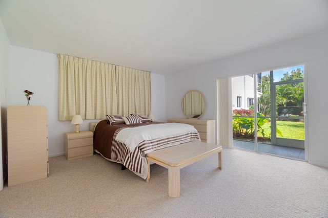 2840 Cynthia Lane 101, Lake Worth Beach, FL 33461