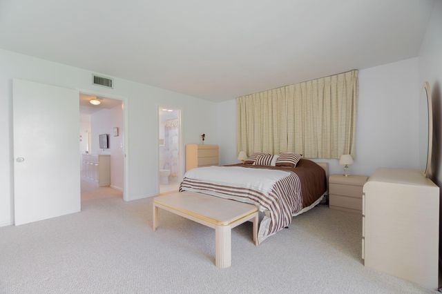 2840 Cynthia Lane 101, Lake Worth Beach, FL 33461