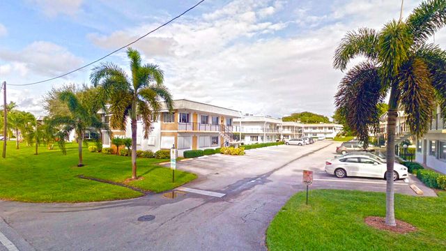 2840 Cynthia Lane 101, Lake Worth Beach, FL 33461