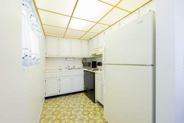 2840 Cynthia Lane 101, Lake Worth Beach, FL 33461