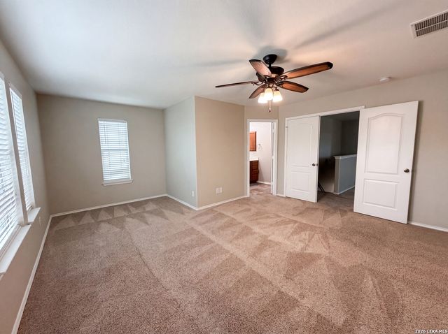 5733 Ty Lindstrom, Schertz, TX 78108