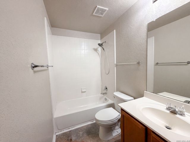 5733 Ty Lindstrom, Schertz, TX 78108