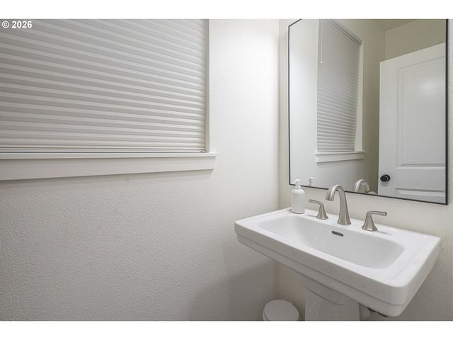 11971 Sw HORIZON Blvd, Beaverton, OR 97007