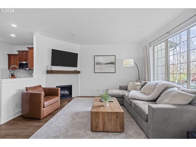 11971 Sw HORIZON Blvd, Beaverton, OR 97007