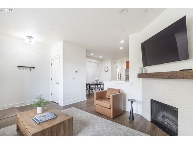 11971 Sw HORIZON Blvd, Beaverton, OR 97007