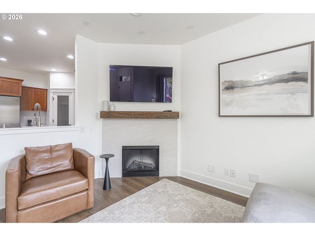 11971 Sw HORIZON Blvd, Beaverton, OR 97007