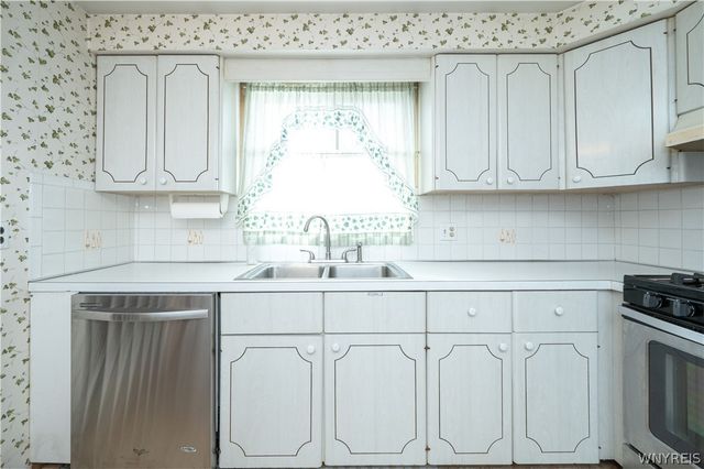 183 Bucyrus Drive, Amherst, NY 14228