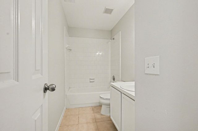 17447 S Summit Canyon Drive, Houston, TX 77095