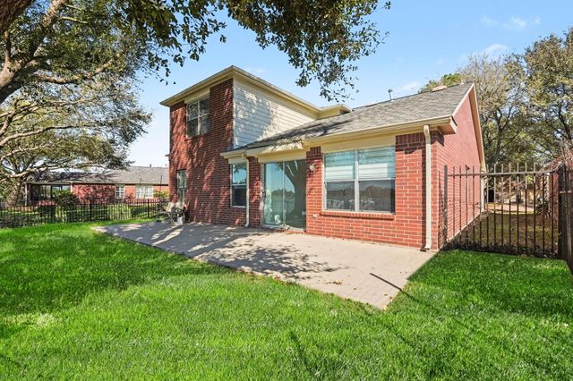 17447 S Summit Canyon Drive, Houston, TX 77095
