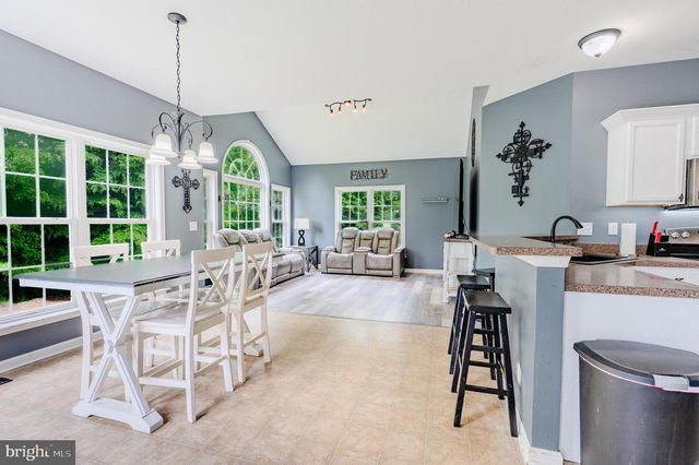 6315 LITTLE ACRES LN, Woodford, VA 22580