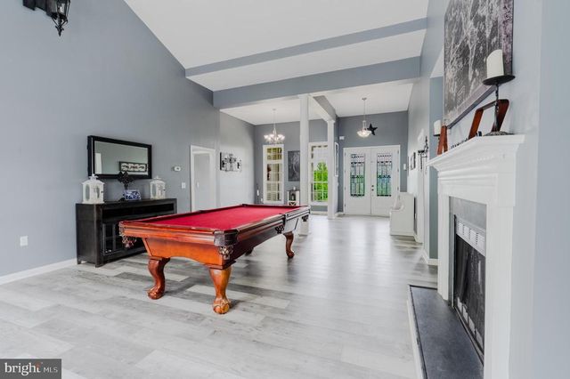 6315 LITTLE ACRES LN, Woodford, VA 22580