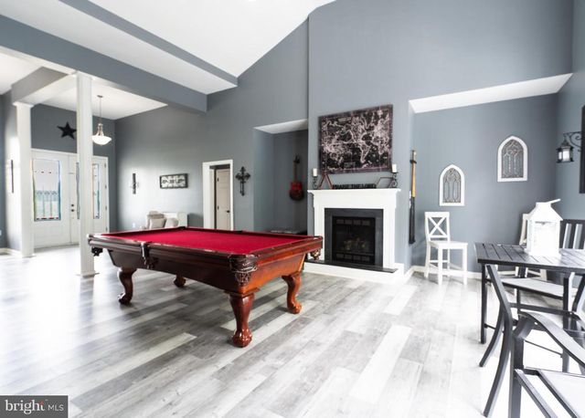6315 LITTLE ACRES LN, Woodford, VA 22580